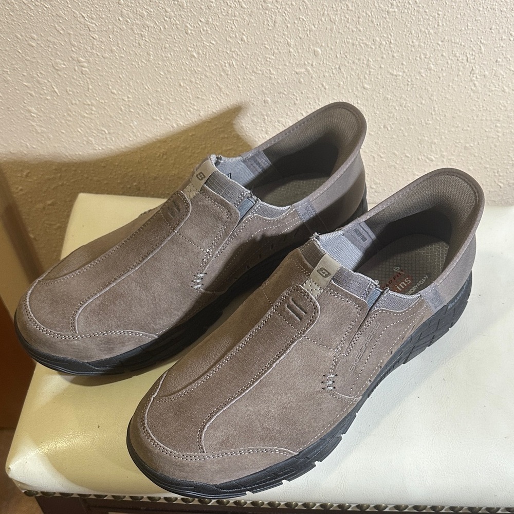Skechers slip ins size 11 1/2